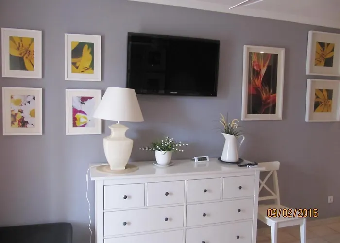 Apartment Rsid. El Duque-1 *