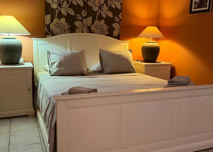 Rsid. El Duque-1 Apartamento *