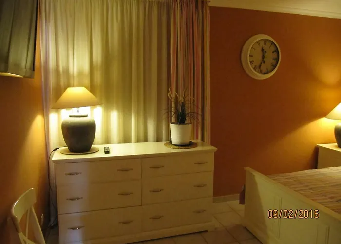 Rsid. El Duque-1 Apartamento *