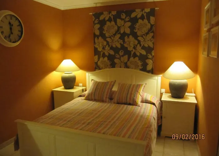 Apartamento Rsid. El Duque-1